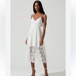 ASTR‎ the label Lace A Line Midi Dress - White / Size M / Box 23-2